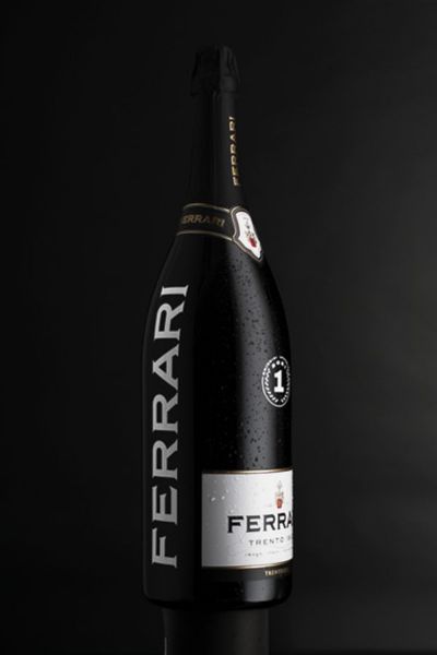 Ferrari Brut Formel 1 Celebration Sonderedition DOC Doppelmagnum mit Geschenkverpackung